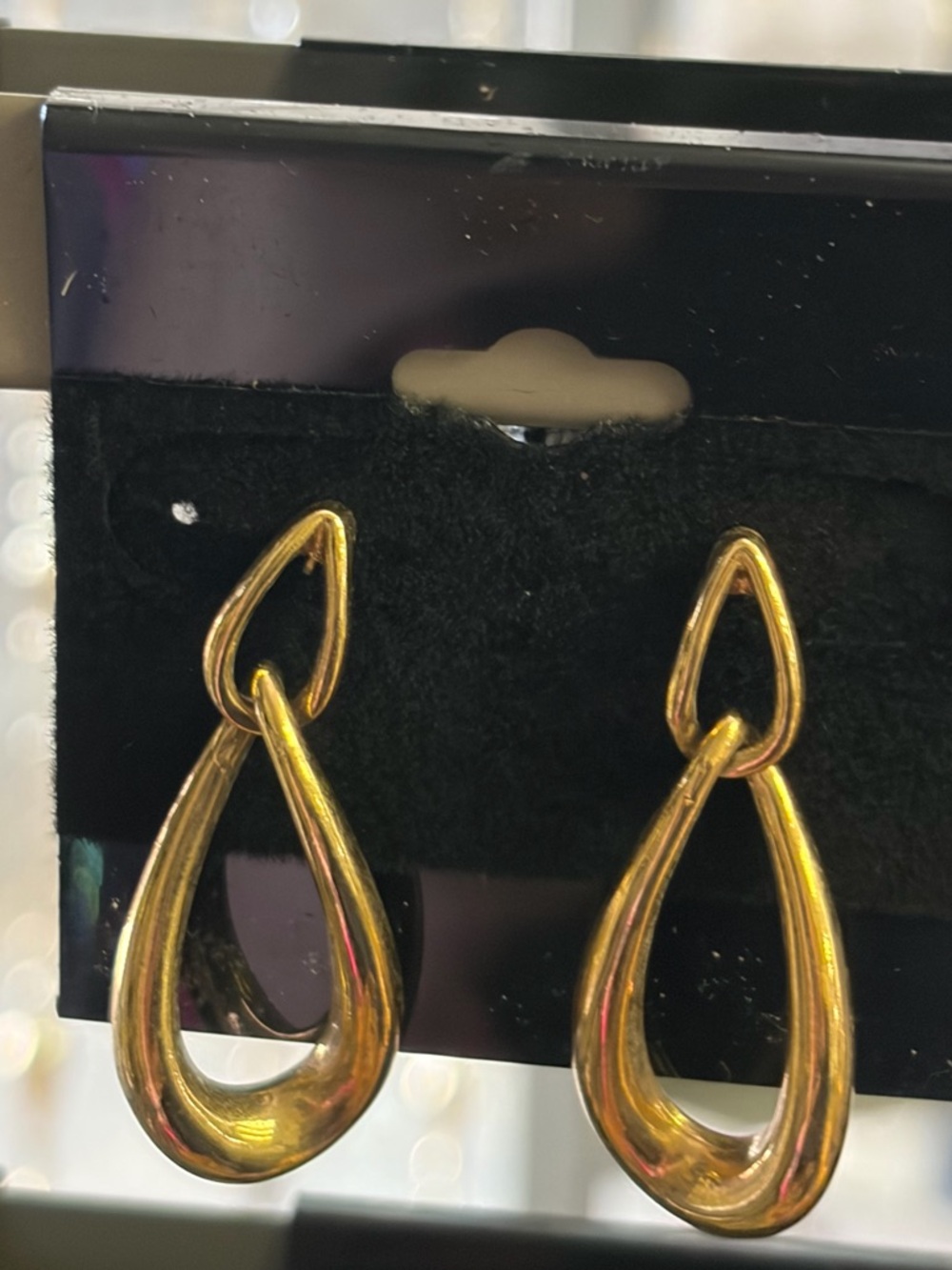 Vintage Gold Teardrop Dangle Earrings - Women's Jewelry